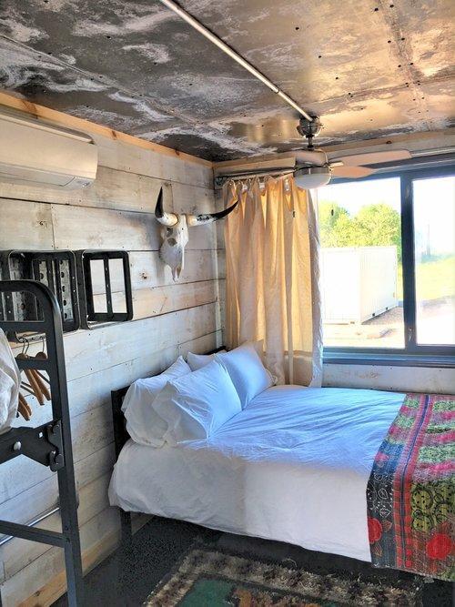 Flophouze Shipping Container Hotel - Houze 5 Round Top Exteriör bild